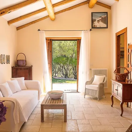 Albero Capovolto Bed & Breakfast Golfo Aranci
