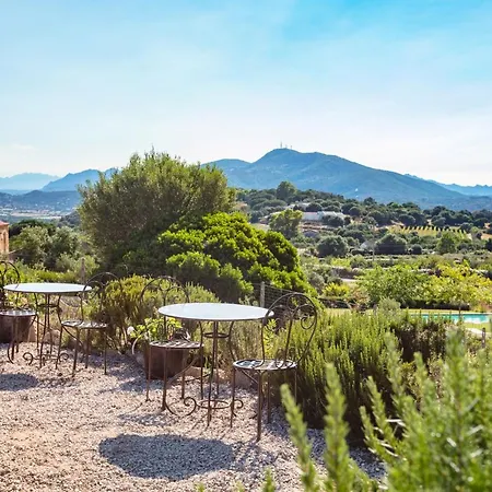 Albero Capovolto Bed and breakfast Golfo Aranci