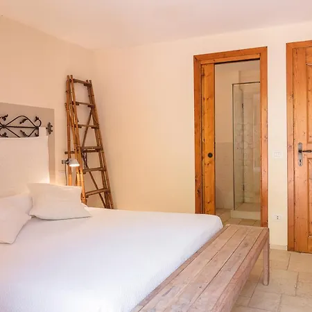 Albero Capovolto 3* Golfo Aranci