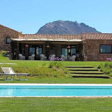 Albero Capovolto Bed & Breakfast 4*